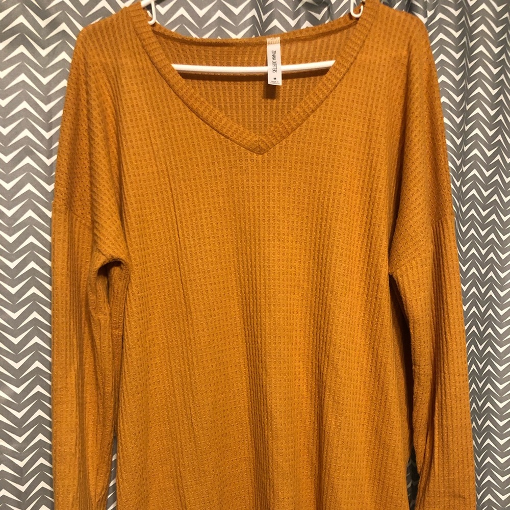 Women’s boutique waffle top